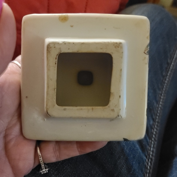 Vase - Picture 3 of 6